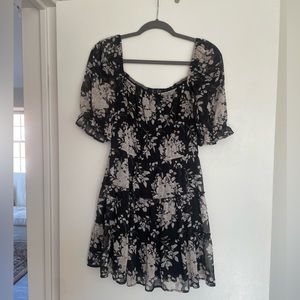 Puff sleeve floral dress